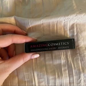 NWT Amazing Cosmetics AmazingCONCEALER Hydrate